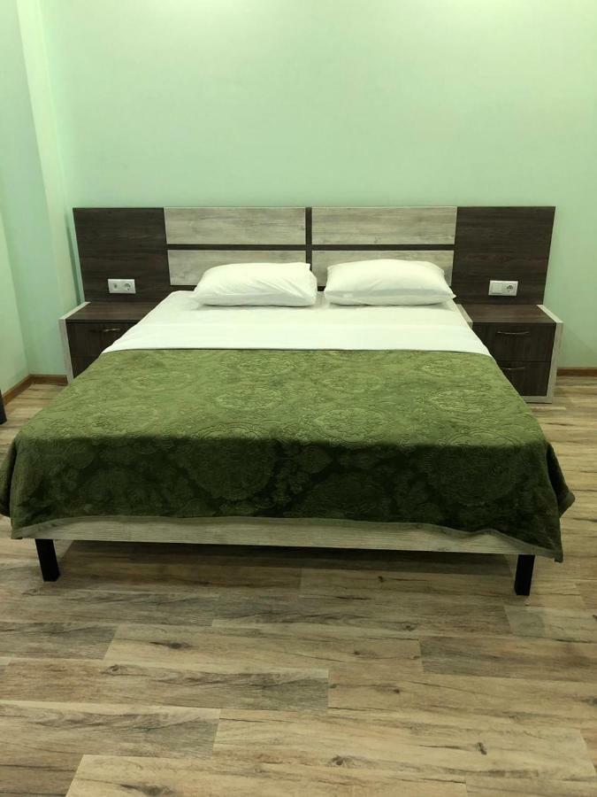 Hotel Royal Georgia Batumi Esterno foto