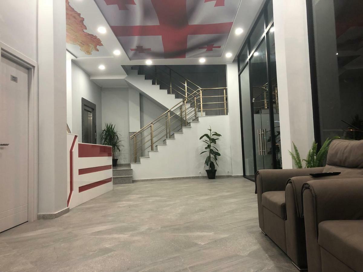 Hotel Royal Georgia Batumi Esterno foto